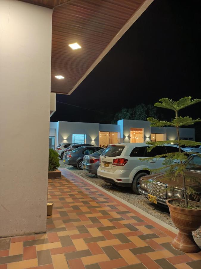 Sagrado Hotel Агуачика Экстерьер фото