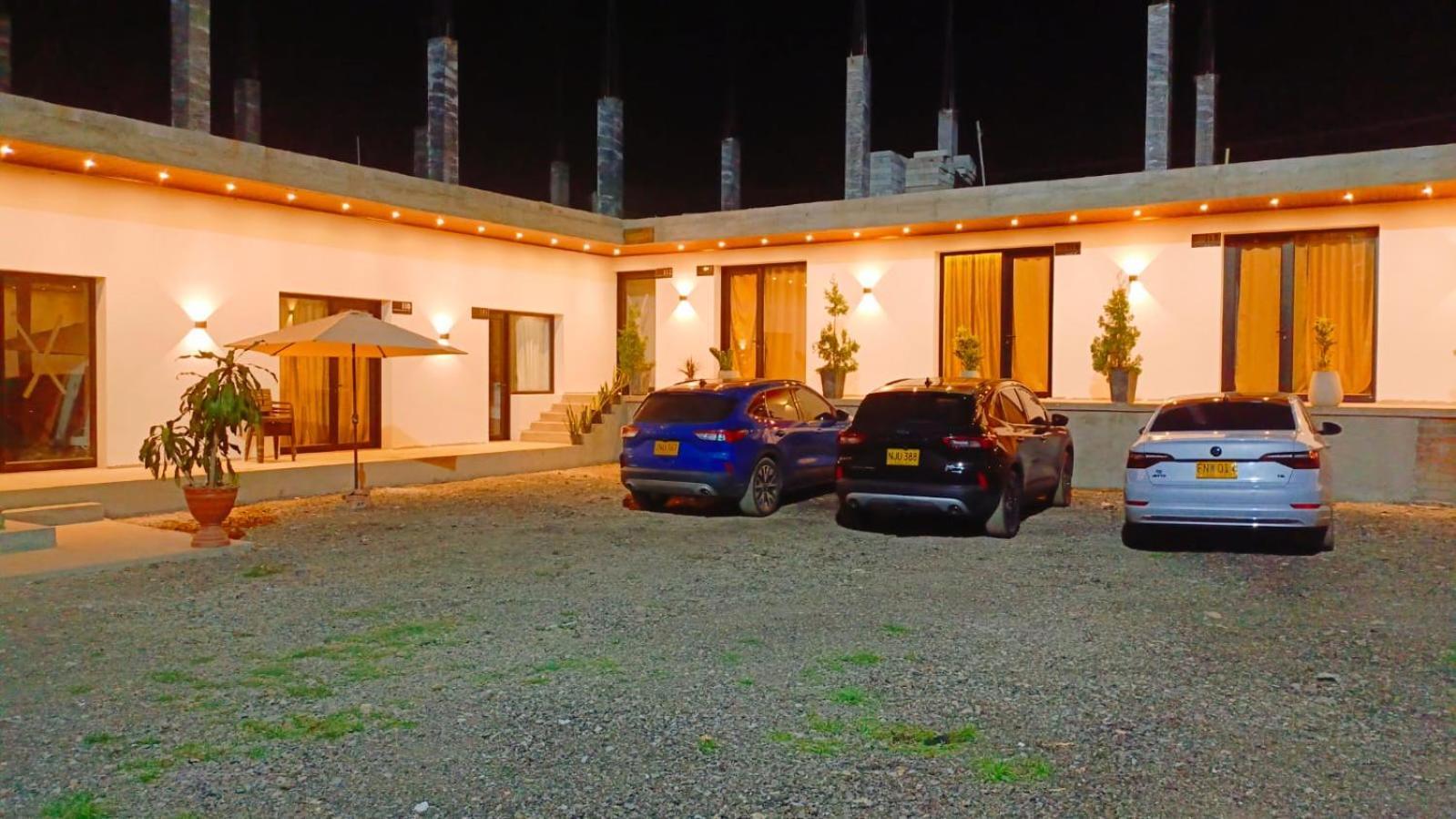 Sagrado Hotel Агуачика Экстерьер фото